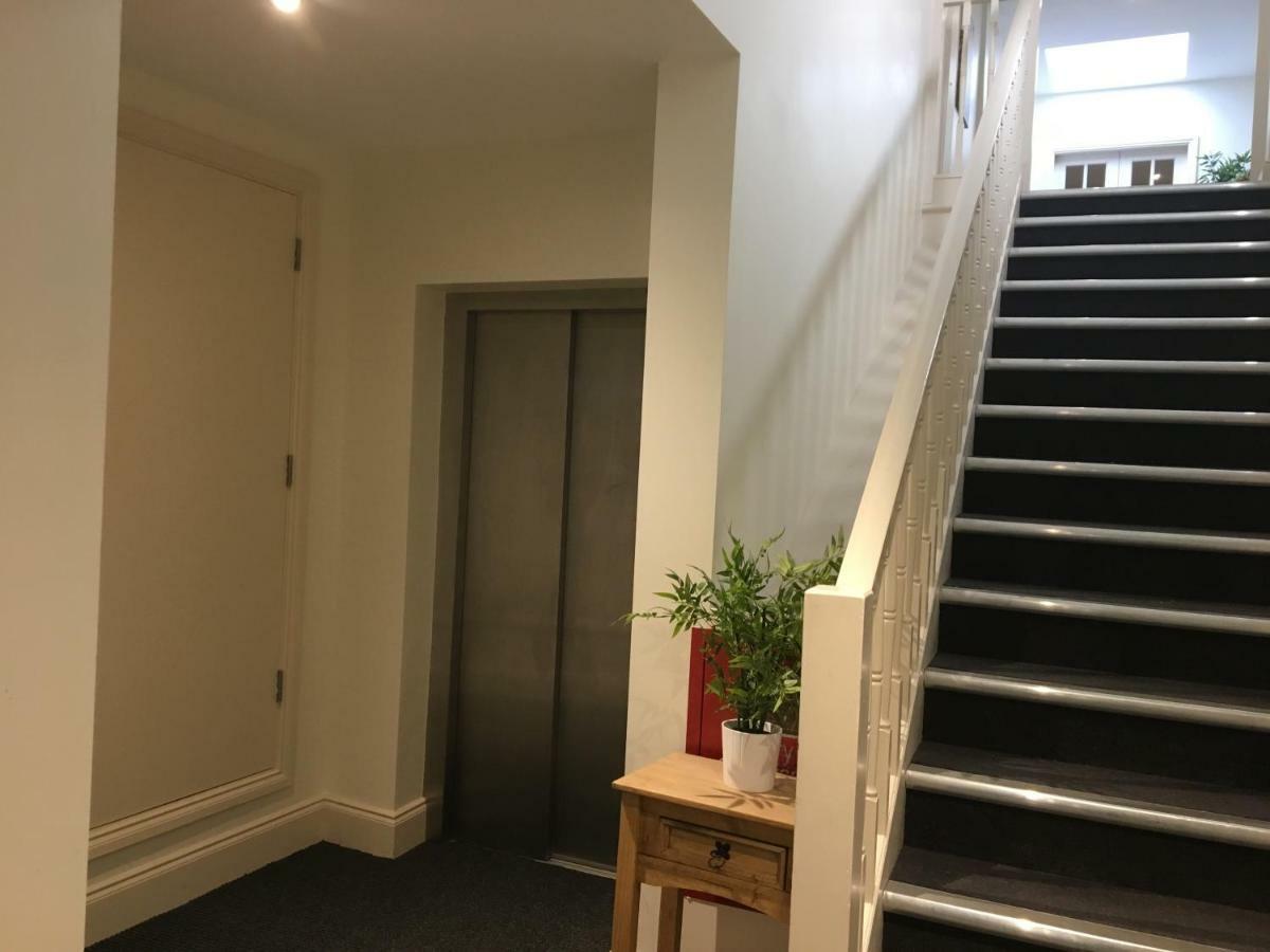 Star Tree Apartment ヨーク エクステリア 写真